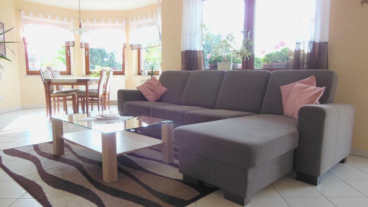 Ferienwohnung Basche Oberzissen Luaran gambar