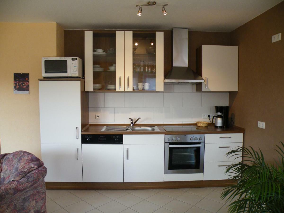Ferienwohnung Basche Oberzissen Luaran gambar